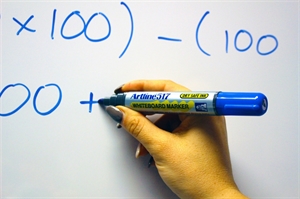 Artline Whiteboard Marker 517 fekete